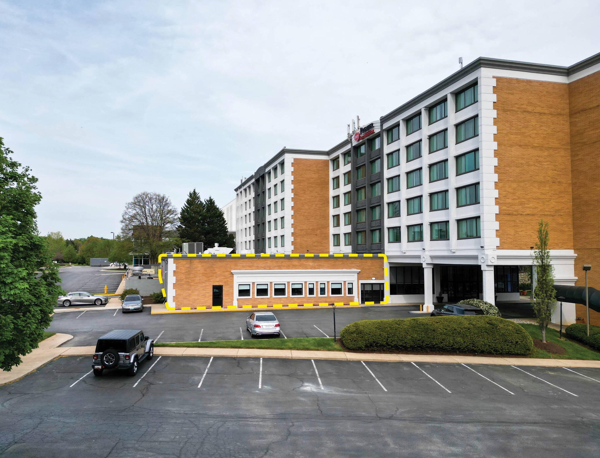 1251 W Montgomery Ave, Rockville, MD for lease Primary Photo- Image 1 of 6