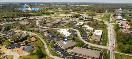 1005 Beau Terre Dr, Bentonville, AR for lease Interior Photo- Image 2 of 10