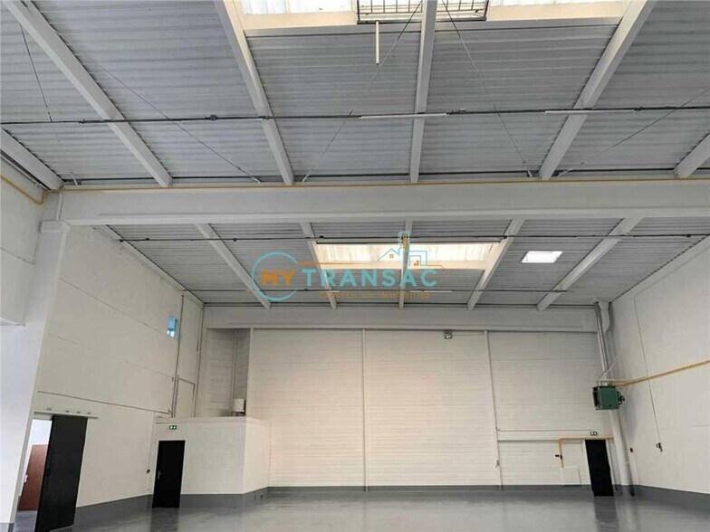 Flex in Bonneuil-sur-Marne for lease - Interior Photo - Image 2 of 8