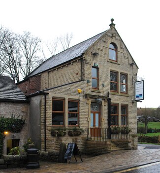 Plus de détails pour 27 King St, Oldham - Bureau à louer