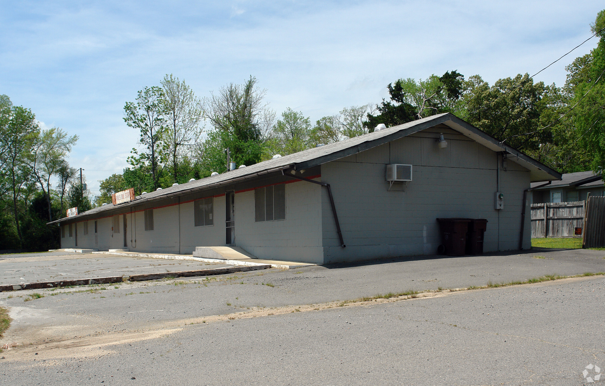 19436-19440 Lawson Rd, Little Rock, AR for sale Primary Photo- Image 1 of 1