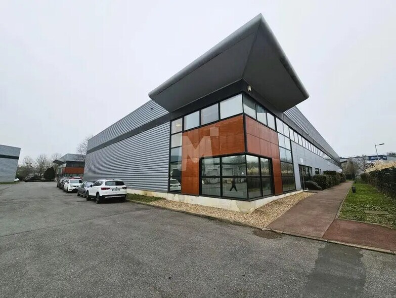 Flex dans Lisses à louer - Photo du bâtiment - Image 1 de 11