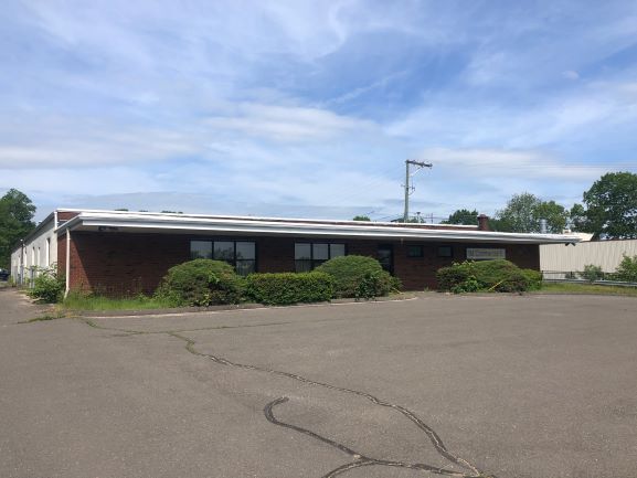 184 Commercial St, Watertown, CT à vendre - Photo du bâtiment - Image 3 de 4