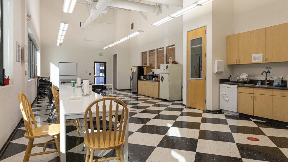 435-445 Devlin Rd, Napa, CA à vendre - Photo intérieure - Image 2 de 16