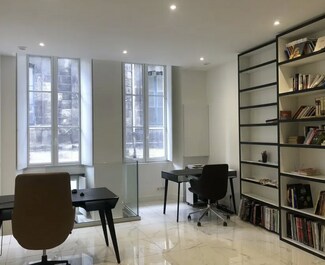 Plus de détails pour Commerce de détail à vendre