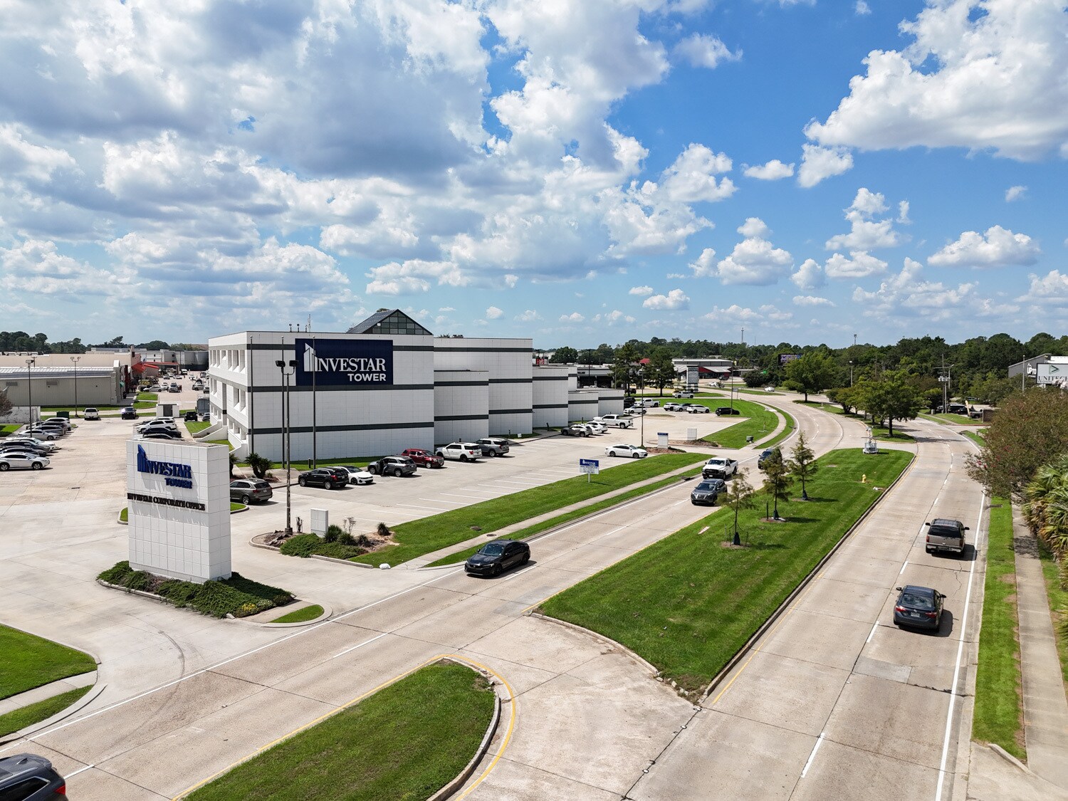 10500 Coursey Blvd, Baton Rouge, LA à louer Photo du bâtiment- Image 1 de 13