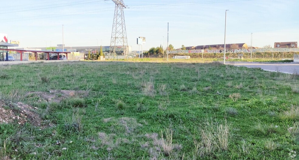 Land in Alcalá de Henares, Madrid for sale - Building Photo - Image 3 of 5