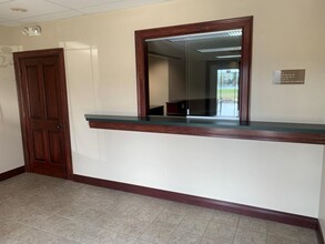 10-24 Remick Blvd, Springboro, OH for lease Interior Photo- Image 2 of 7