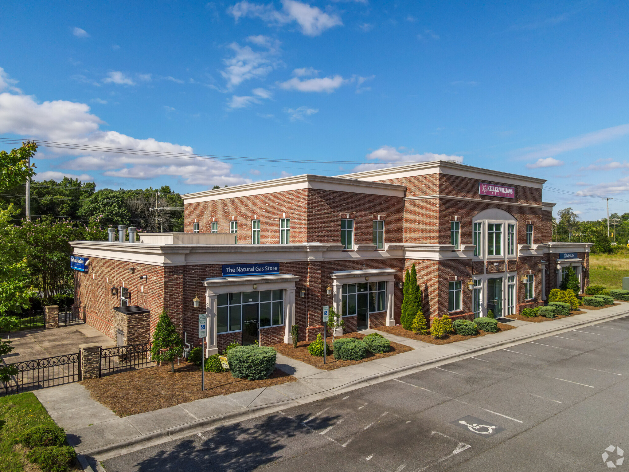 6001 Gateway Center Dr, Concord, NC à vendre Photo principale- Image 1 de 1