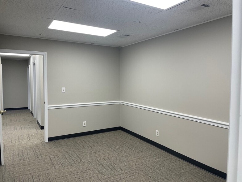 363 Pierce Ave, Macon-Bibb, GA à louer - Photo intérieure - Image 2 de 6