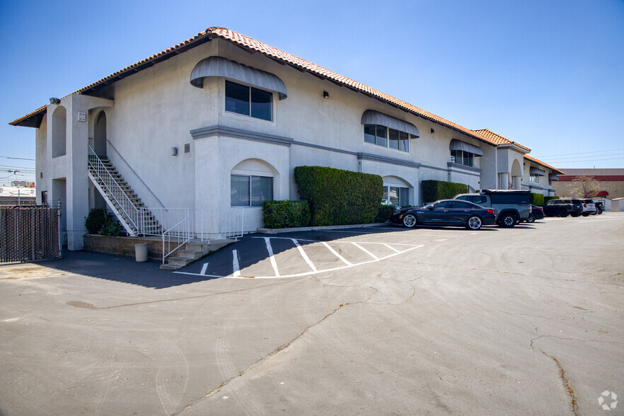 4891-4895 Pacific Hwy, San Diego, CA à louer - Photo du bâtiment - Image 3 de 14