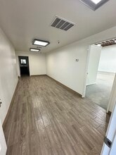 9565 C Ave, Hesperia, CA for lease Interior Photo- Image 2 of 4