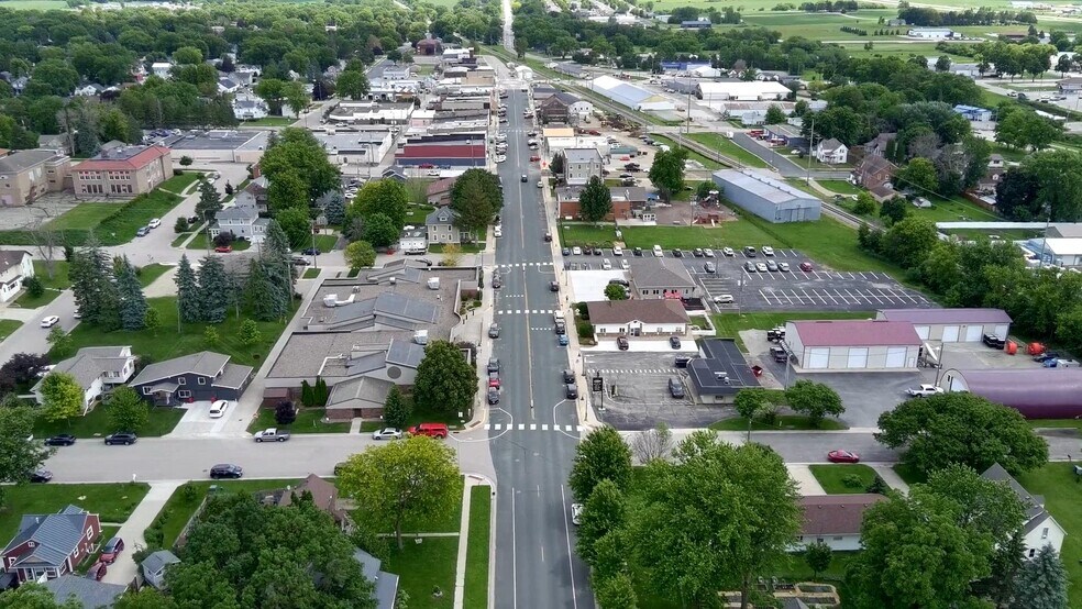 408 W Main St, Kasson, MN à vendre - Vidéo sur l’inscription commerciale - Image 3 de 29