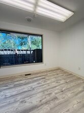 1144 Sonoma Ave, Santa Rosa, CA for lease Interior Photo- Image 2 of 6