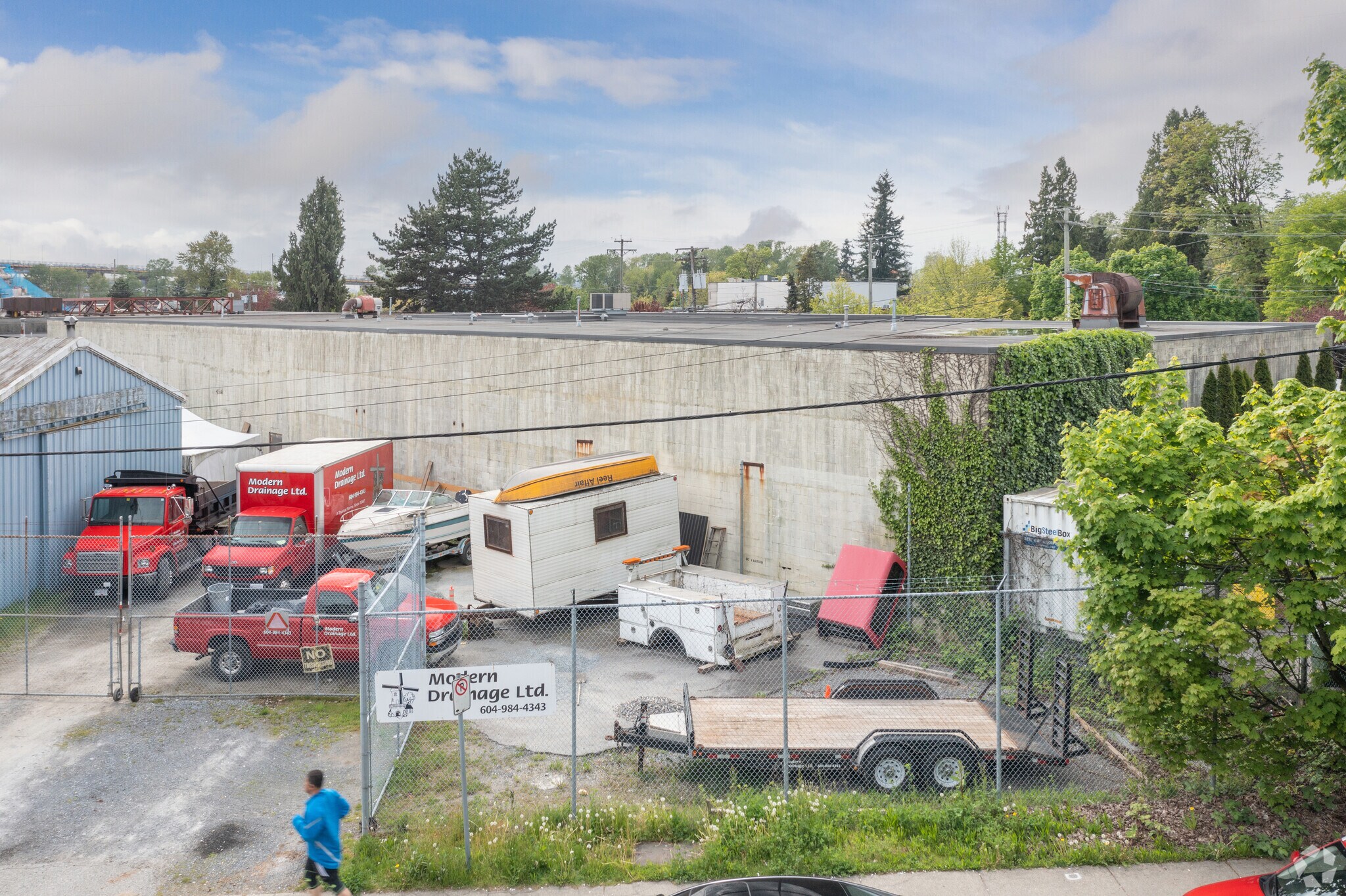 166-168 Riverside Dr, North Vancouver, BC for sale Building Photo- Image 1 of 1