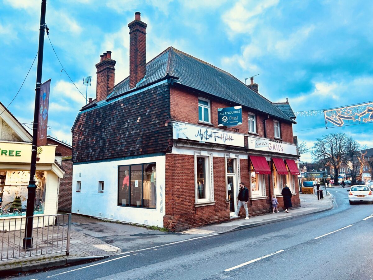 2-4 High St, Cobham à louer Photo du bâtiment- Image 1 de 1