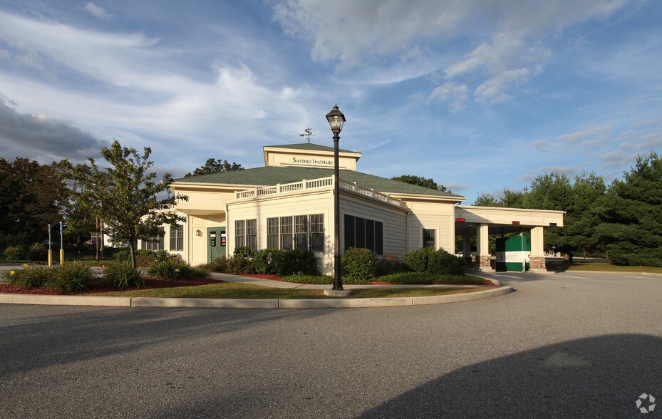 596 Hartford Pike, Dayville, CT for lease - Building Photo - Image 2 of 2
