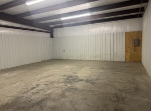 744 Buffalo Shoals Rd, Statesville, NC for lease Interior Photo- Image 2 of 4