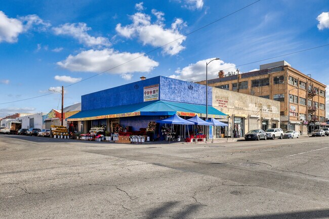 Plus de détails pour 784 Crocker St, Los Angeles, CA - Commerce de détail à louer