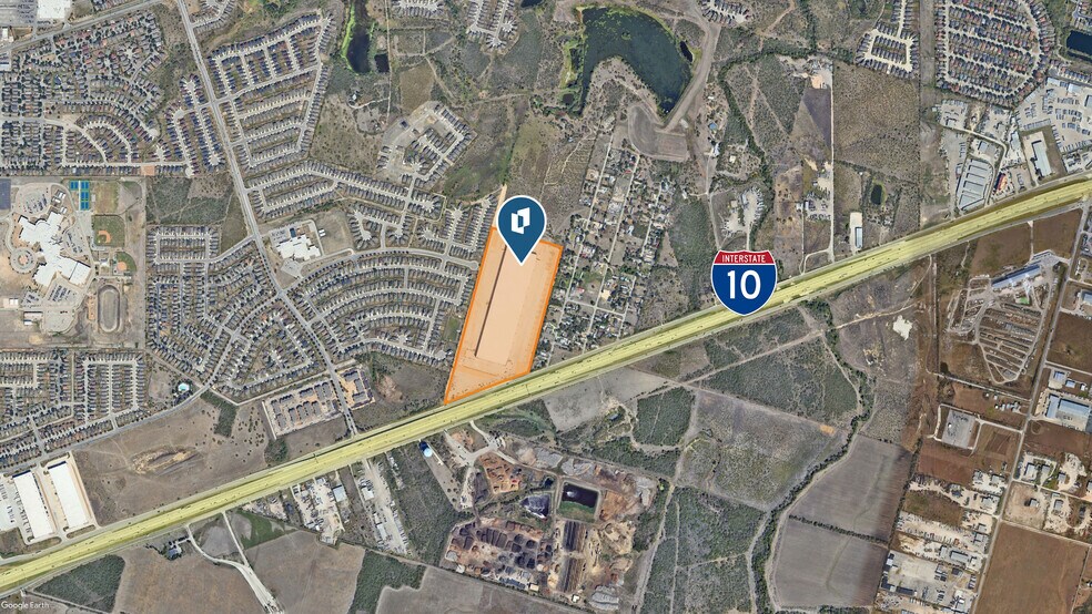7625 IH-10 E, San Antonio, TX à louer - Aérien - Image 3 de 14