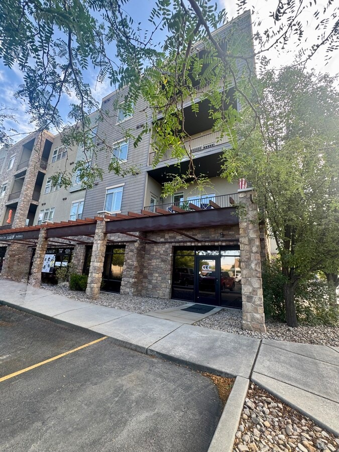 248 E 13800 S, Draper, UT 84020 - Unit 4 -  - Interior Photo - Image 1 of 12