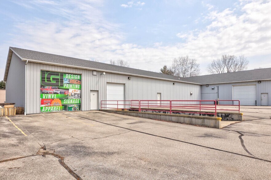 1065 E Huron Ave, Tuscola, MI à vendre - Photo du bâtiment - Image 3 de 6