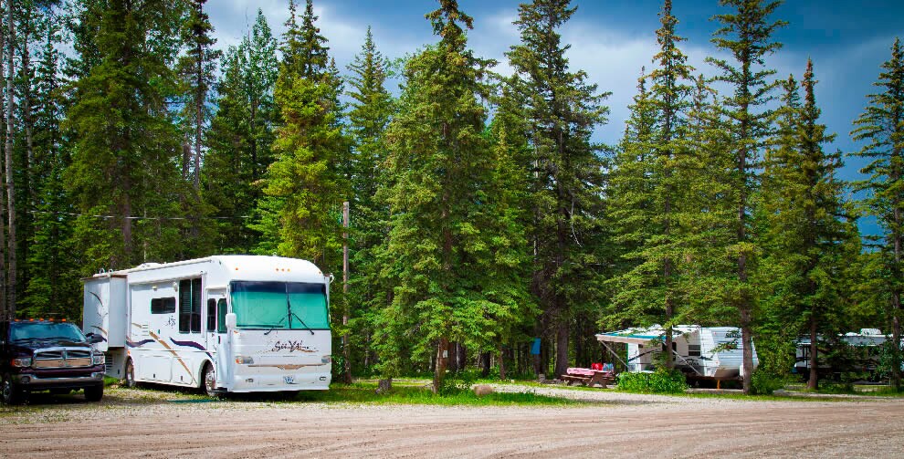 24027A Hwy 16, Hinton, AB for sale Primary Photo- Image 1 of 1