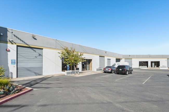 Plus de détails pour 700-728 Whitney St, San Leandro, CA - Industriel à louer