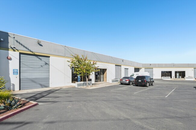 Plus de détails pour 700-728 Whitney St, San Leandro, CA - Industriel à louer
