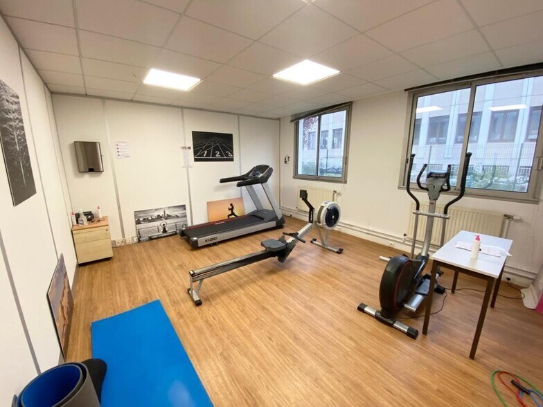 Office in Chatou for sale - Interior Photo - Image 3 of 14