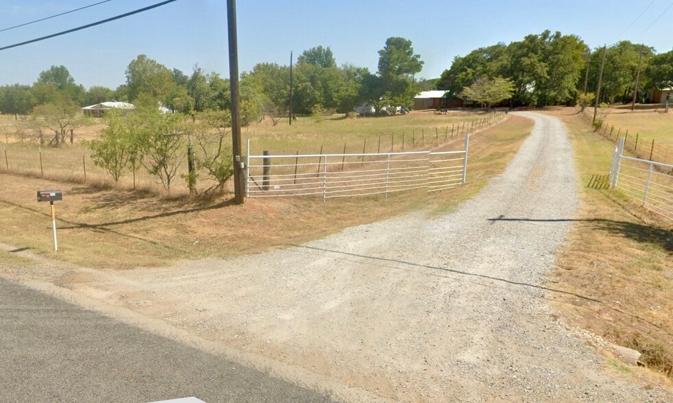 3265 W Highway 199, Springtown, TX for sale - Building Photo - Image 3 of 3