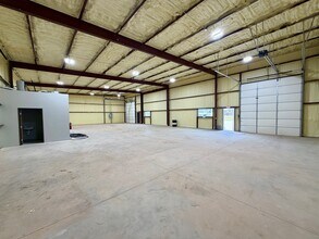 1035 NW 112th St, Oklahoma City, OK for sale Interior Photo- Image 1 of 3