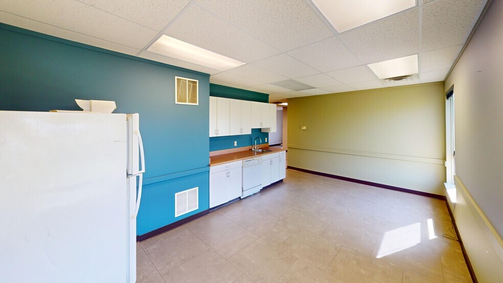 3340 Ranger Rd, Lansing, MI à louer - Photo du bâtiment - Image 2 de 13