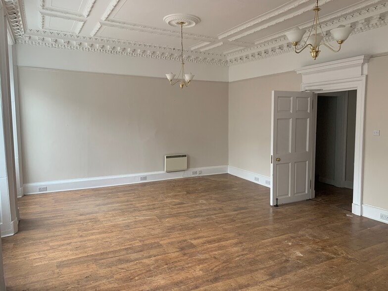 22-24 George St, Perth for lease - Building Photo - Image 3 of 6