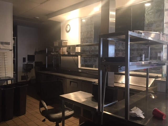 2855 Foothill Blvd, La Verne, CA à louer - Photo intérieure - Image 2 de 11