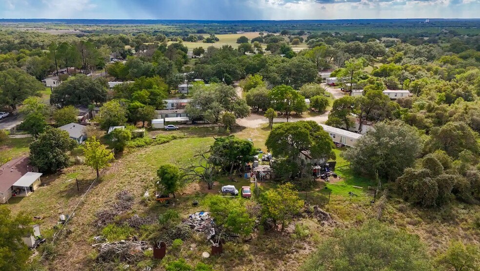 102 Oak Ridge Dr, Floresville, TX à vendre - Aérien - Image 3 de 30