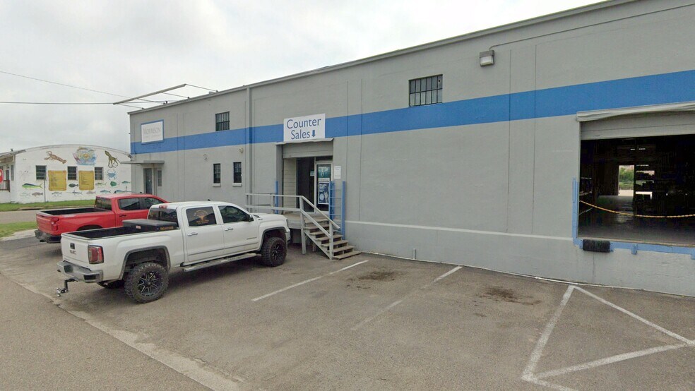 1002 W Jackson St, Harlingen, TX à vendre - Photo du bâtiment - Image 3 de 5