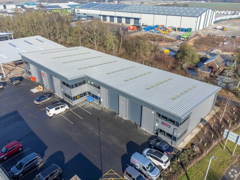 The Straight Mile, Hereford for lease - Aerial - Image 3 of 4