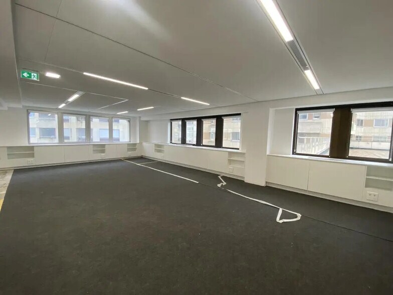 Bureau dans Suresnes à vendre - Photo intérieure - Image 2 de 14