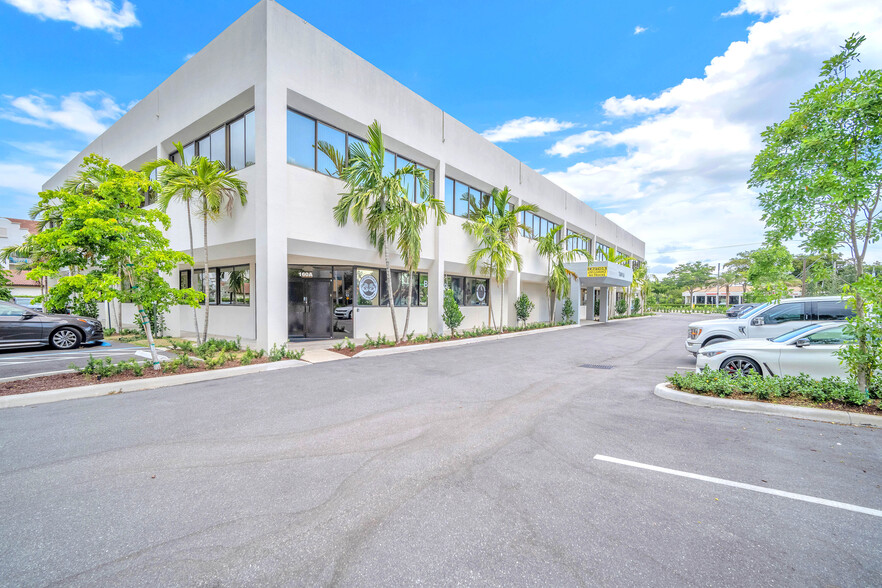 7601 N Federal Hwy, Boca Raton, FL à louer - Photo du bâtiment - Image 1 de 15