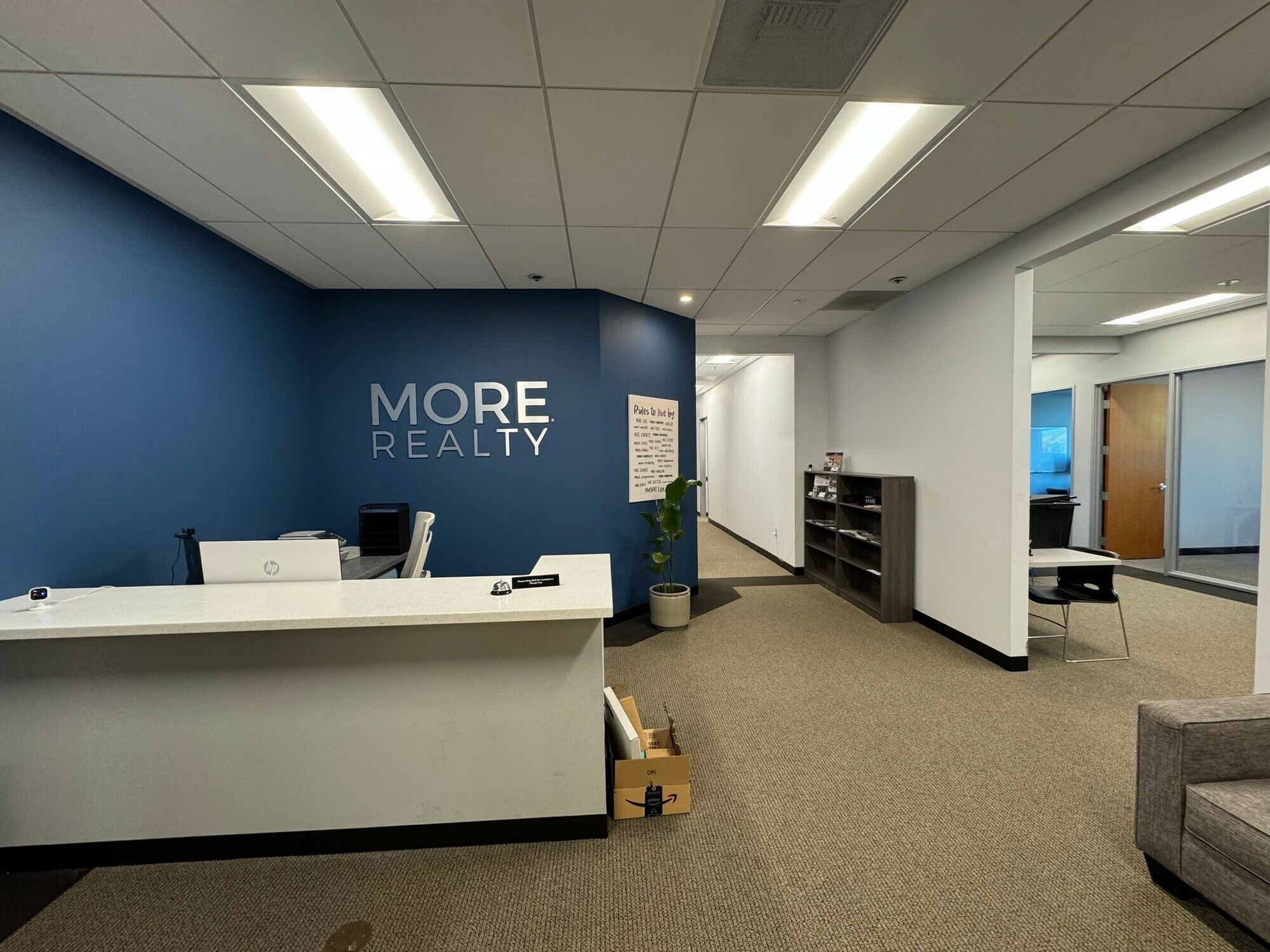 16037 SW Upper Boones Ferry Rd, Tigard, OR for lease Interior Photo- Image 1 of 4