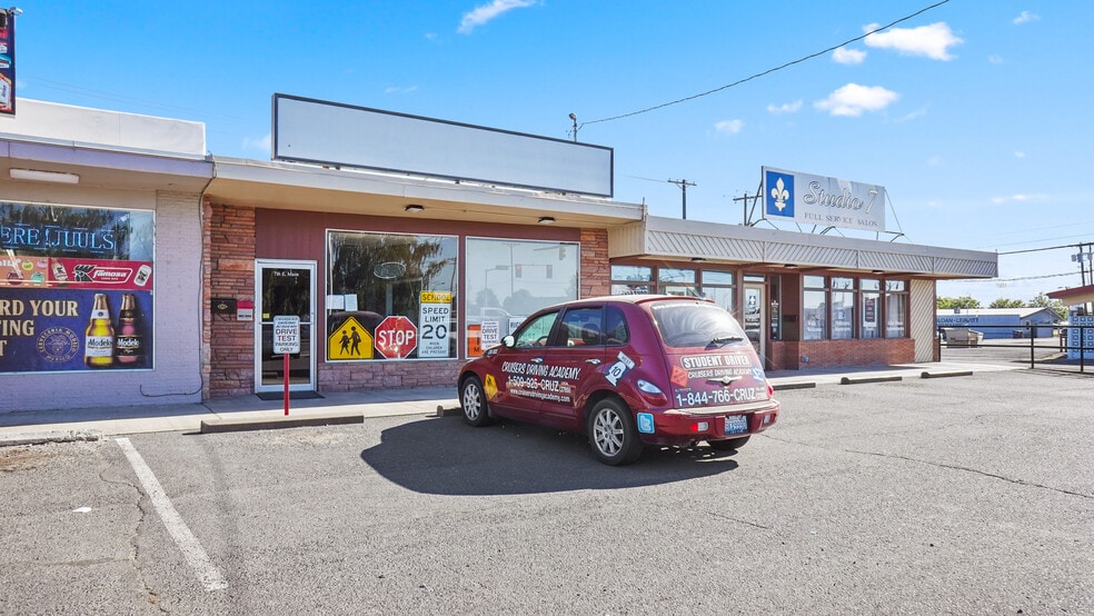 716 E Main St, Othello, WA for sale - Building Photo - Image 2 of 41