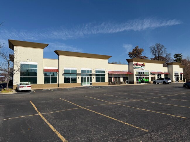 More details for 4174 Alpine Ave NW, Comstock Park, MI - Retail for Lease
