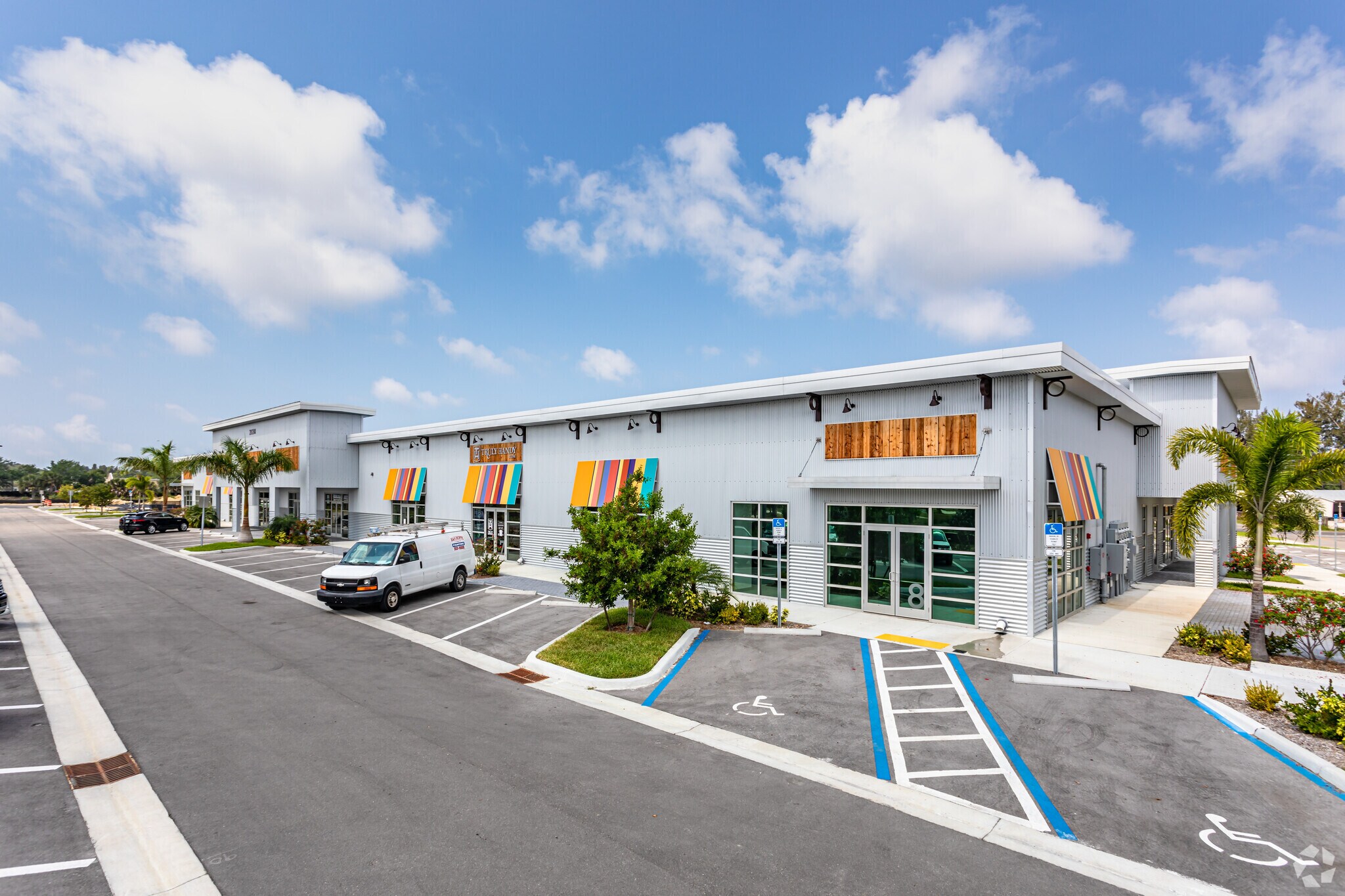 28280 Old 41 Rd, Bonita Springs, FL à louer Photo principale- Image 1 de 6