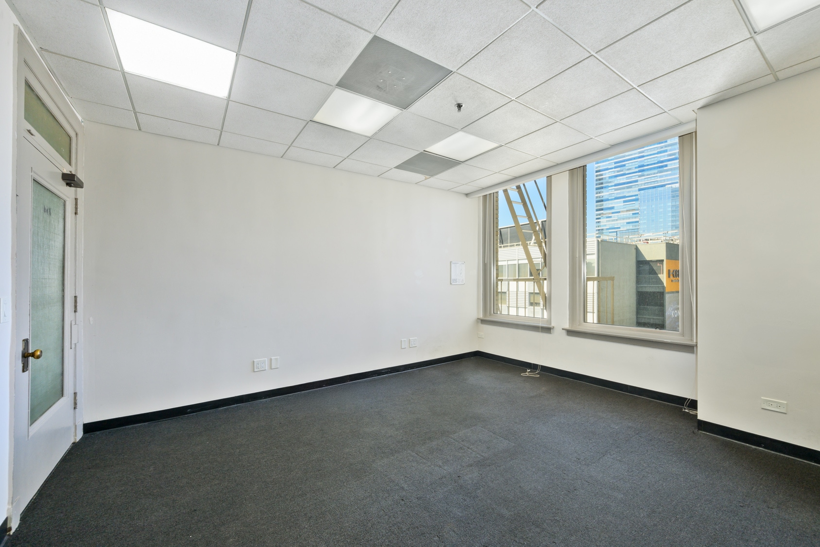 710-714 W Olympic Blvd, Los Angeles, CA à louer Photo intérieure- Image 1 de 4