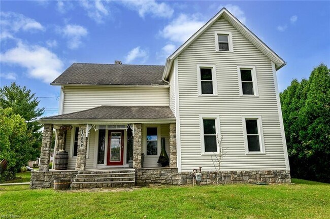 Plus de détails pour 10858 Ravenna Rd, Twinsburg, OH - Bureau/Commerce de détail, Commerce de détail à louer