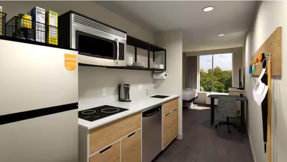 5128 Cartwright Drive, Kokomo, IN à vendre - Photo du bâtiment - Image 3 de 5