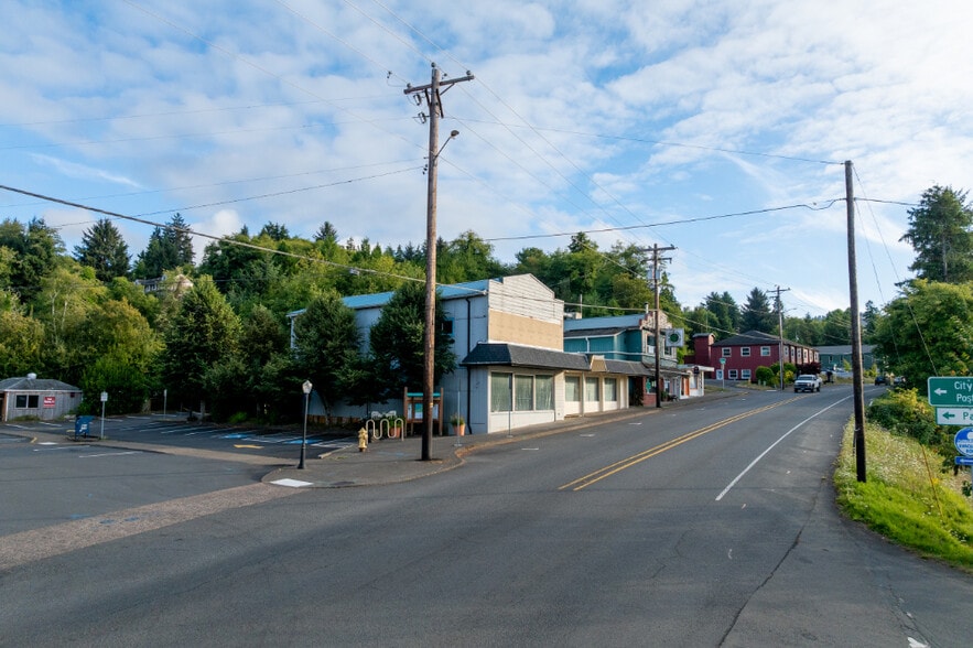 625 Nehalem Blvd, Wheeler, OR à vendre - Photo du bâtiment - Image 3 de 48