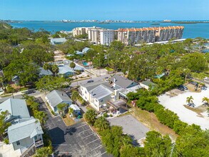 220 Scotland St, Dunedin, FL - AÉRIEN  Vue de la carte - Image1