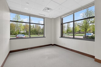 39475 Lewis Dr, Novi, MI à louer Photo intérieure- Image 2 de 10